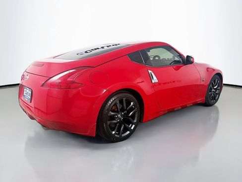 Used 2016 Nissan 370Z Coupe RWD image 8