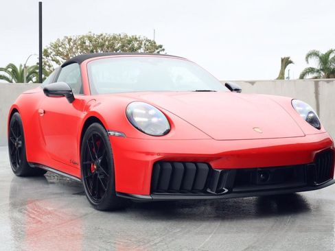 New 2026 Porsche 911 Targa 4 GTS image 7