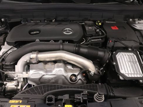 New 2026 Mercedes-Benz GLB 250 image 14