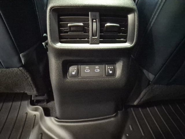 Certified 2025 Nissan Murano Platinum w/ Cargo Package AWD/4WD image 22