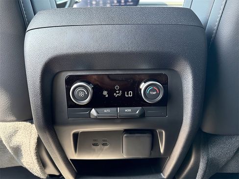 New 2025 Buick Enclave Sport Touring w/ Super Cruise Package image 12