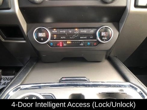 Used 2021 Ford Expedition XLT image 20