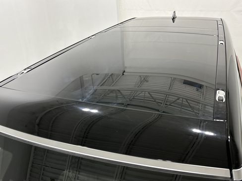 Used 2022 Rivian R1S Launch Edition AWD/4WD image 13