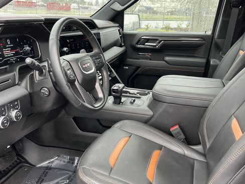 Used 2023 GMC Sierra 1500 AT4 w/ AT4 Preferred Package image 10