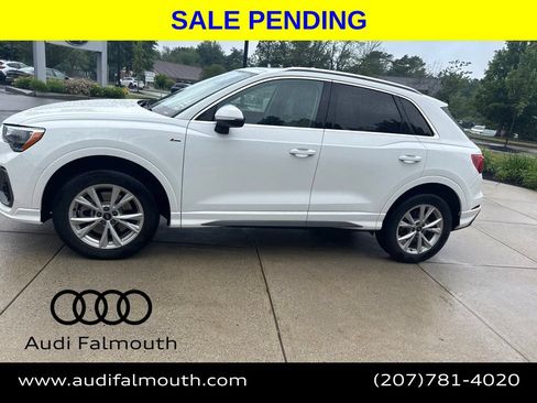 Used 2022 Audi Q3 2.0T Premium w/ Convenience Package AWD/4WD image 15