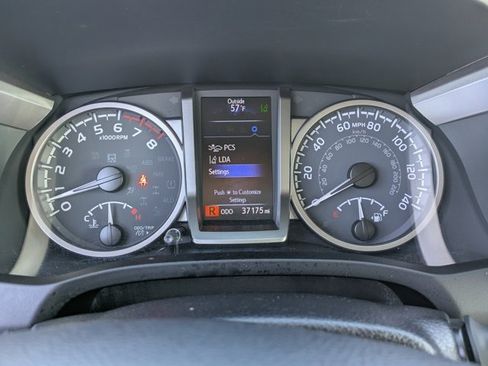 Used 2022 Toyota Tacoma SR5 image 22