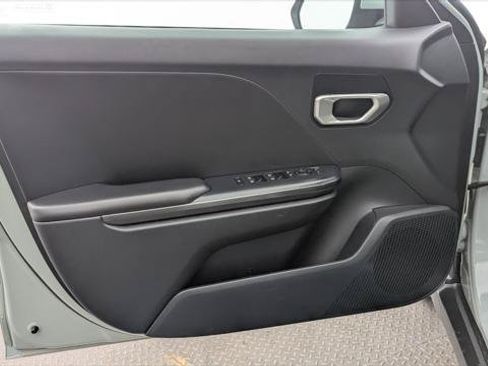 Used 2026 Kia K4 FWD image 13