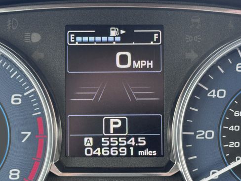 Used 2017 Subaru Crosstrek 2.0i Limited AWD/4WD image 19