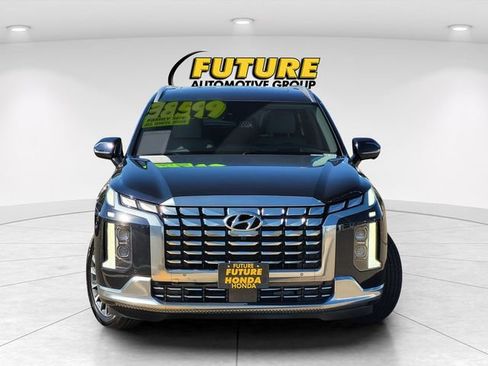 Used 2024 Hyundai Palisade Calligraphy AWD/4WD image 2