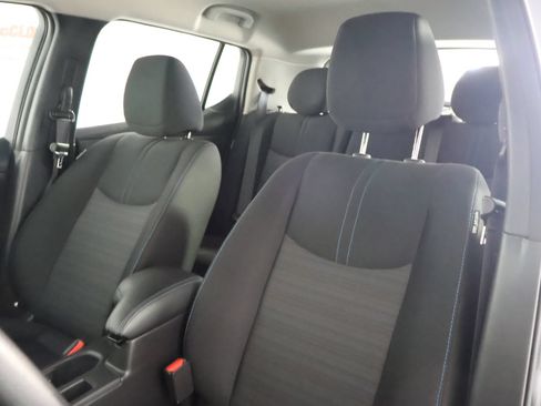 Used 2025 Nissan Leaf S FWD image 25