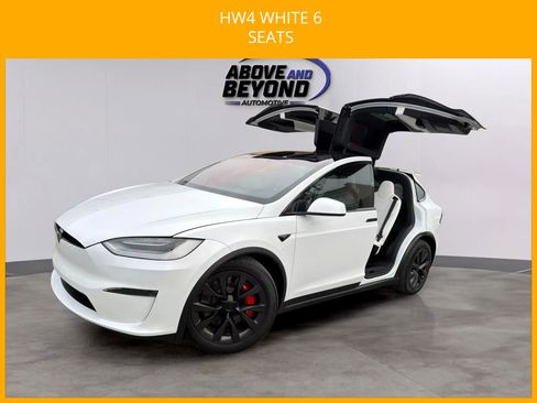Used 2023 Tesla Model X Plaid image 1