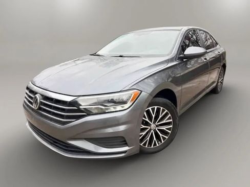 Used 2021 Volkswagen Jetta R-Line FWD image 1
