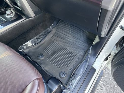 Used 2023 Toyota 4Runner Limited image 15