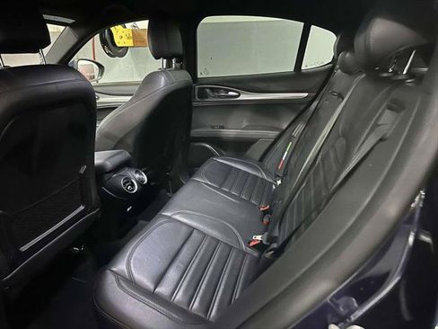 Used 2018 Alfa Romeo Stelvio Ti Sport AWD/4WD image 11