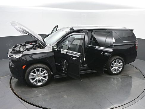 Used 2024 Chevrolet Tahoe High Country AWD/4WD image 65