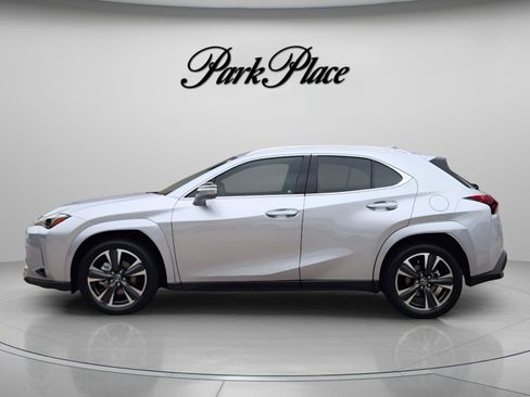 New 2026 Lexus UX 300h FWD image 2