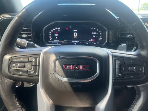 Used 2022 GMC Sierra 1500 SLT AWD/4WD image 49