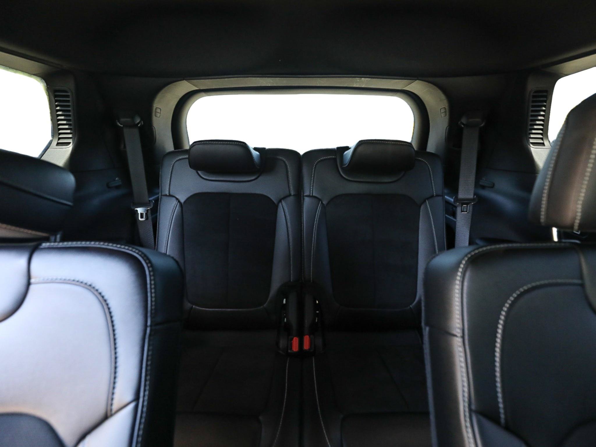Used 2023 Jeep Grand Cherokee L Laredo AWD/4WD image 23