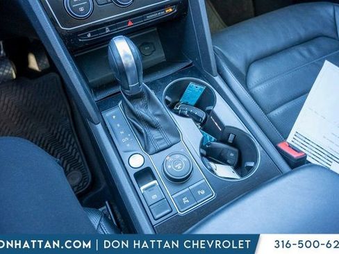 Used 2018 Volkswagen Atlas SEL Premium image 13