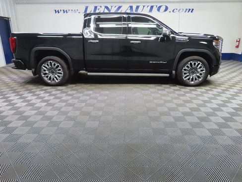 Used 2026 GMC Sierra 1500 Denali Ultimate AWD/4WD image 2
