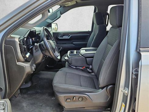 Used 2025 Chevrolet Silverado 1500 LT image 15