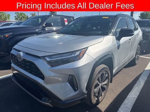 Used 2024 Toyota RAV4 XSE AWD/4WD image 1