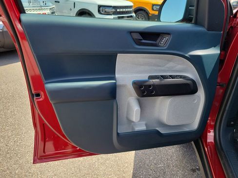 New 2026 Ford Maverick XLT image 13