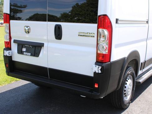 Used 2025 RAM ProMaster 2500 w/ U-Haul Equipment Group FWD image 5