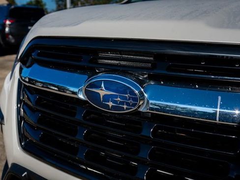 Certified 2025 Subaru Ascent Premium image 13