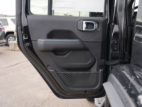 Used 2021 Jeep Wrangler Unlimited Rubicon 4xe w/ Steel Bumper Group AWD/4WD image 18
