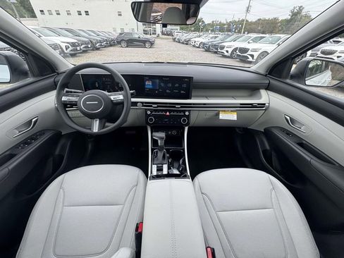 New 2026 Hyundai Tucson SEL image 12
