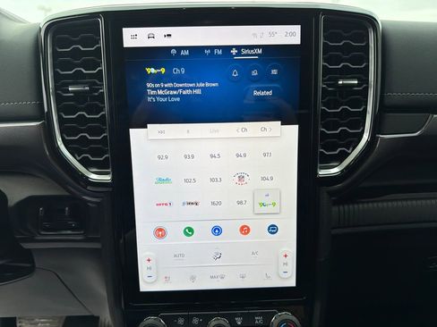 Used 2025 Ford Ranger Lariat w/ FX4 Off-Road Package image 18