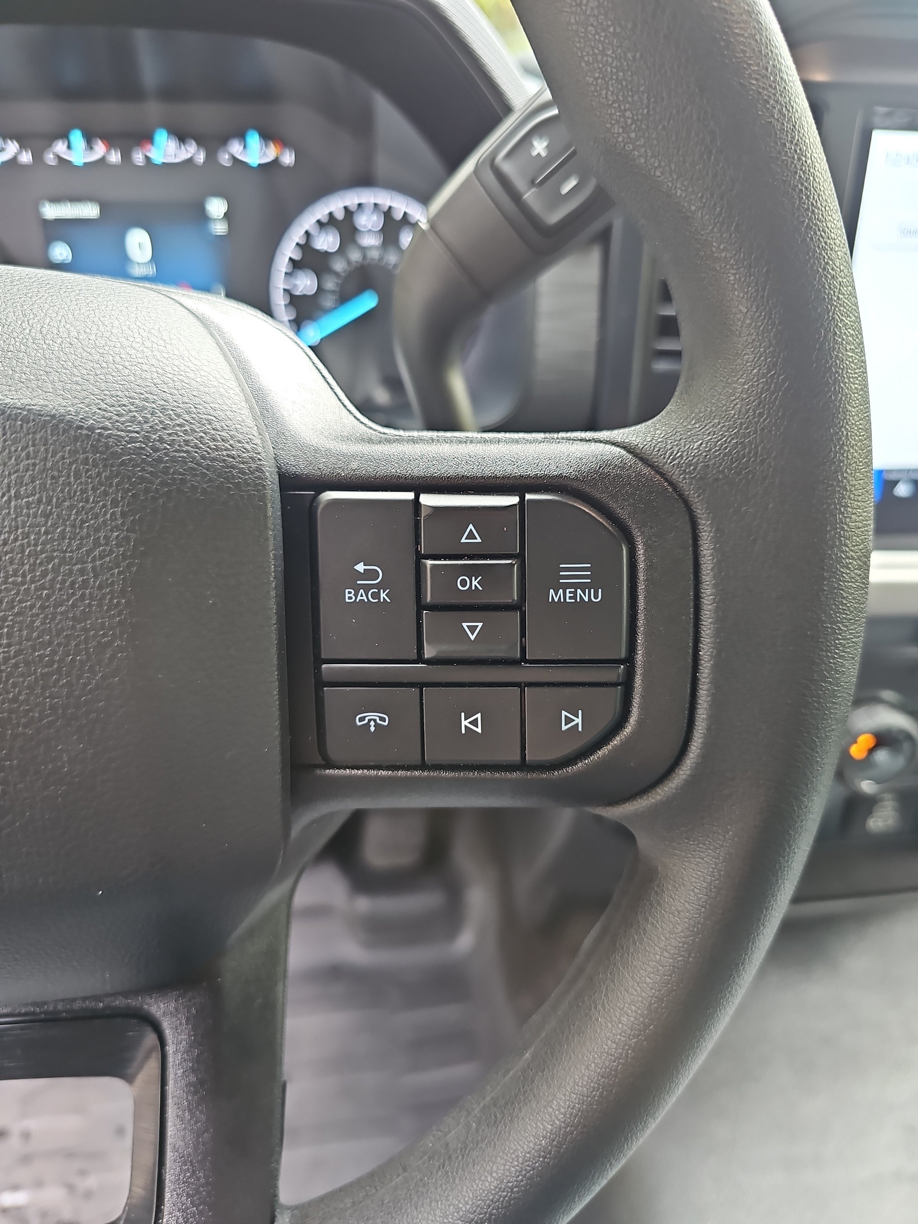 Used 2026 Ford F150 XL w/ Equipment Group 103A High RWD image 19