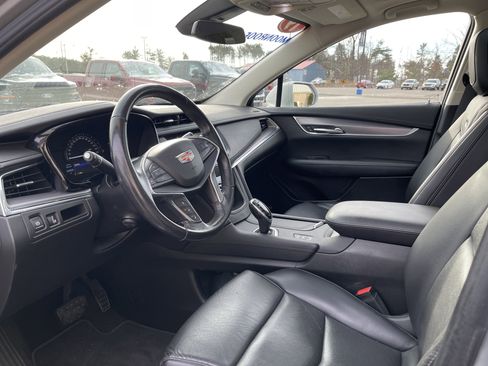 Used 2019 Cadillac XT5 Luxury image 11