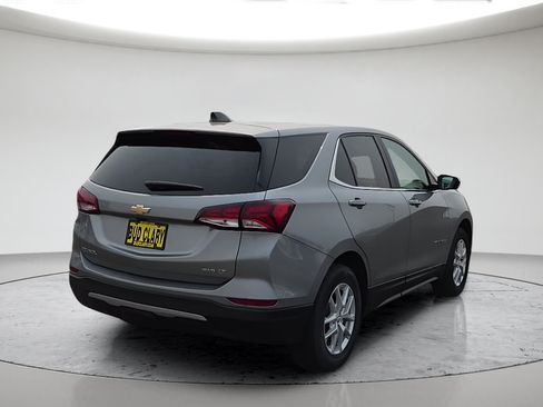 Used 2024 Chevrolet Equinox LT AWD/4WD image 7