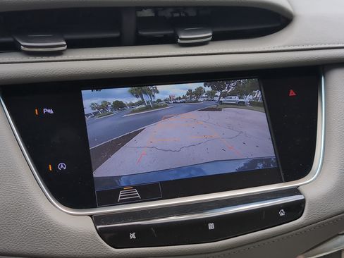 Used 2020 Cadillac XT5 Premium Luxury AWD/4WD image 25
