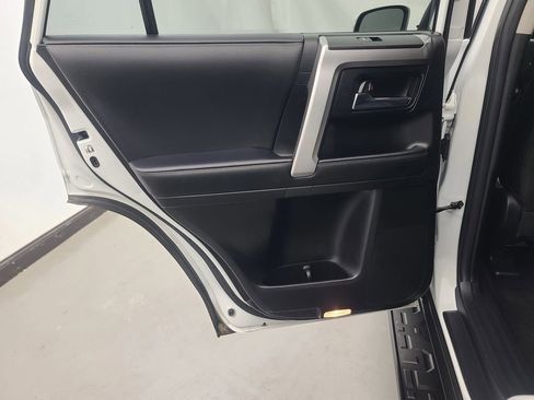 Used 2024 Toyota 4Runner SR5 Premium image 19