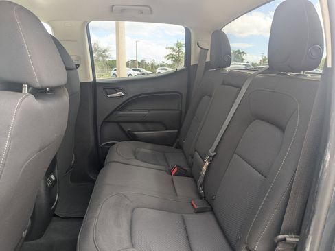 Used 2020 Chevrolet Colorado LT RWD image 17