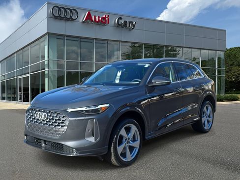New 2025 Audi Q5 Premium Plus image 1