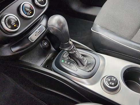 Used 2016 FIAT 500X Trekking image 12