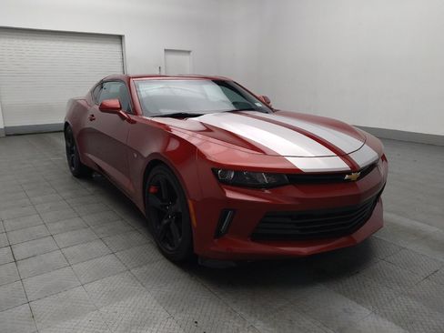 Used 2017 Chevrolet Camaro LT RWD image 13