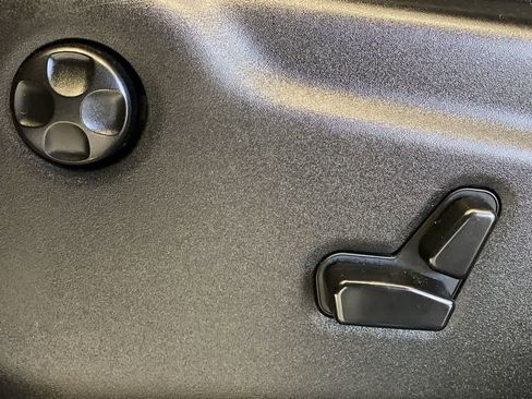 Used 2014 Dodge Durango Limited image 15