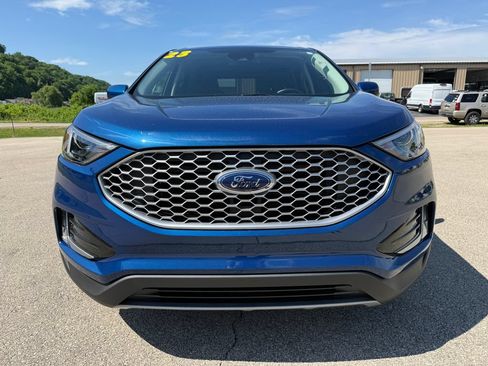 Used 2023 Ford Edge SEL w/ Convenience Package AWD/4WD image 2