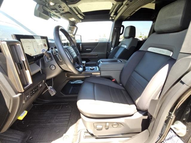 Used 2025 GMC Hummer EV 2X AWD/4WD image 2