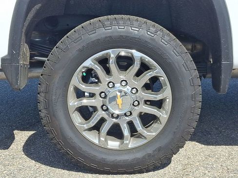 New 2026 Chevrolet Silverado 2500 LTZ w/ Z71 Chrome Sport Edition AWD/4WD image 6