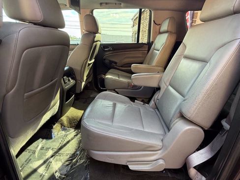 Used 2015 Chevrolet Suburban LT AWD/4WD image 29