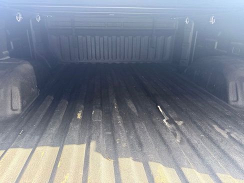 Used 2024 Chevrolet Silverado 1500 LT image 7