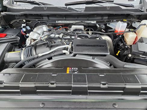 Used 2025 Chevrolet Silverado 2500 ZR2 AWD/4WD image 38