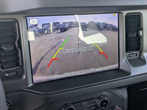 New 2025 Ford Bronco 4-Door image 30