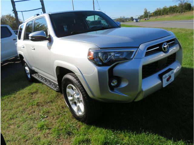 Used 2022 Toyota 4Runner SR5 Premium AWD/4WD image 14